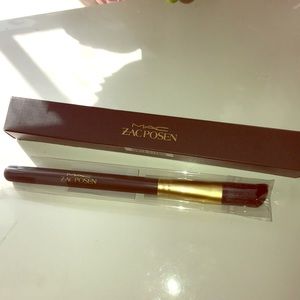 MAC Cosmetics - Zac Posen 168 Large Contour Brush